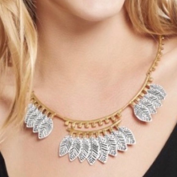 :: Stella & Dot | Gorgeous Retired Versatile Asher Statement Necklace - Picture 5 of 10